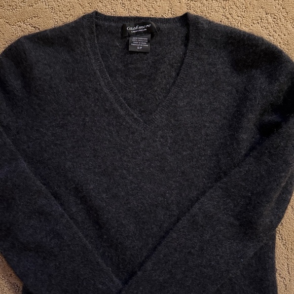 Womens Cashmere Dark Charcoal Grey V-Neck Sweater - Picture 3 of 5